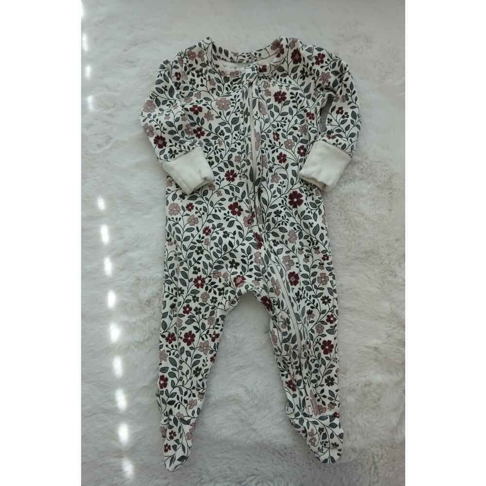 Adorable Colored Organics Peyton Floral Zipper Sleeper size 0-3M